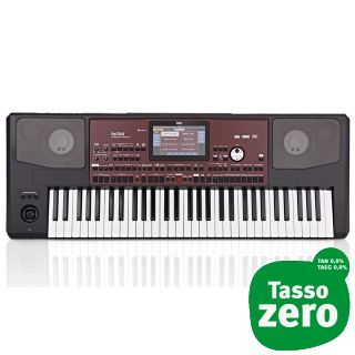 Korg Pa700